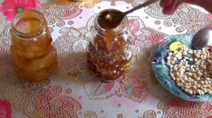 Здоровые почки. Кедровые орехи с медом.