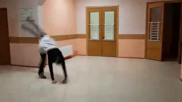 Подарок родителей на выпускной//tigi paw смотреть онлайн