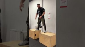 Приседания в глубину