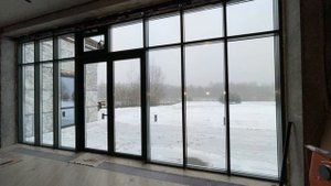 Установка теплых алюминиевых конструкций со стеклом