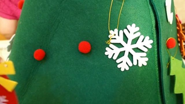 Юрочка и динозаврик Тони. Делаем адвент-календарь "Елочка" смотреть онлайн