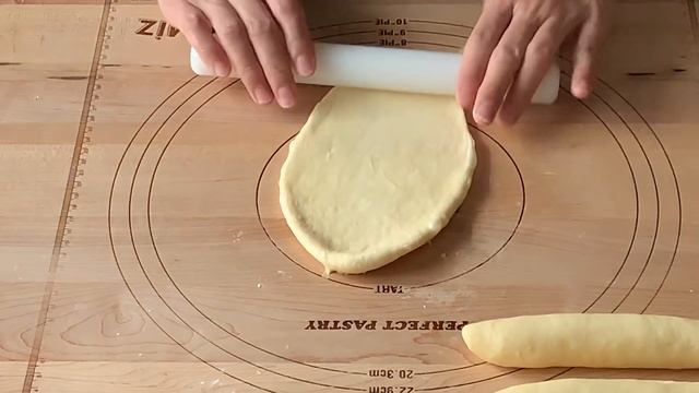 芝麻辮子手撕麵包 Sesame Braid Pull-apart Bread｜Carmen卡文