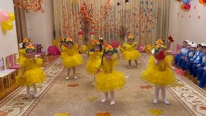 Осенний праздник.Танец с листочками. Mуз рук.Мухамедова Т А.