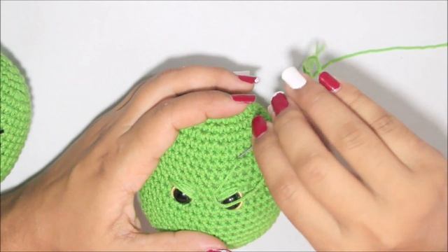 Grinch Amigurumi ? BORDADO De Su Rostro/PASO A PASO NAVIDAD A CROCHET