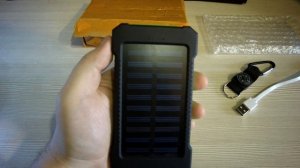 PowerBank на солнечной батарее. Обзор.