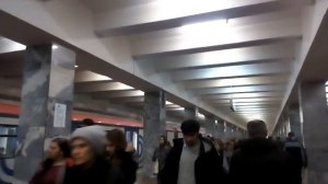 Москва 1109 Тушинская площадь, станция метро Тушинская осень день