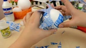 Елочная игрушка из пенопласта и салфетки своими руками