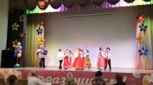 Во саду ли, в огороде (бытовой танец)