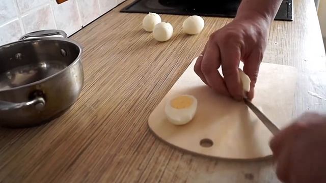 Ну, очень вкусный - салат грибной "Новогодний" смотреть онлайн