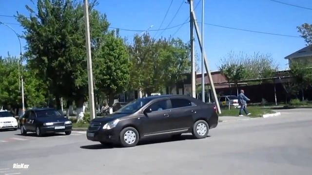 Город Кентау. Прогулка по улицам города, апрель 2023 года. Туркестанская область Казахстан.