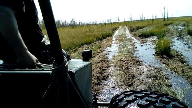 вездеход Соломономобиль-94, Васюганское болото, шина Трэкол 1600х700 смотреть онлайн