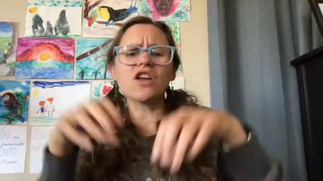 Simple Stories in Spanish: ¿Cómo es mi familia? смотреть онлайн