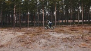 Vlogg | TESTAR ELMOPPE! | Sur Ron Light Bee X L1E |