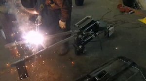 Установка отвала на фенг шоу 180.