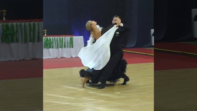 Мельников Андрей и Матвеенко Елена (Минск, Аурум) - Чемпионат БФТ 2023 / спортивные бальные танцы смотреть онлайн