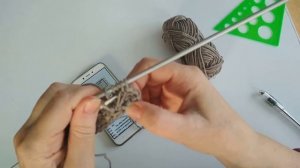 Спицы .Узор из вытянутых петель