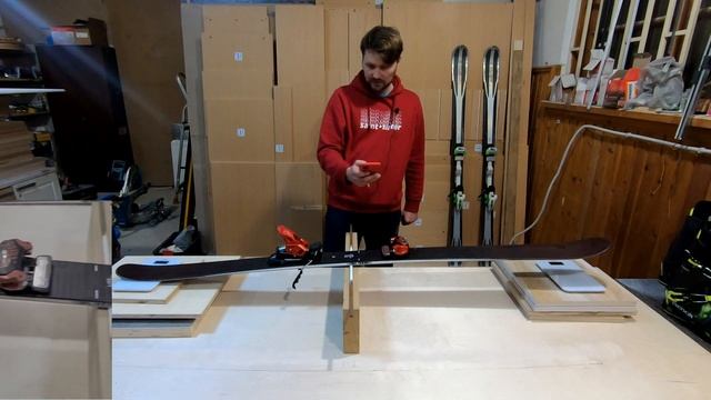 Установка креплений на парковые лыжи смотреть онлайн