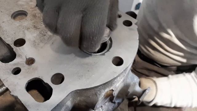 Ремонт двигателя на автокране смотреть онлайн