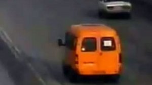 У маршрутки на ходу отлетели колёса