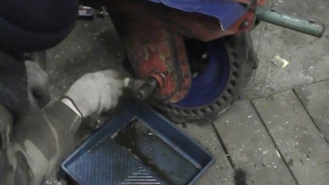 ЛУЧ МБ - 1 замена сальников редуктора смотреть онлайн