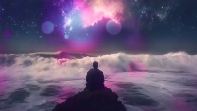 Феликс Комаров читает своё стихотворение. Этот страх он гнездиться внизу живота.