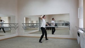 Движения в характере венгерского танца