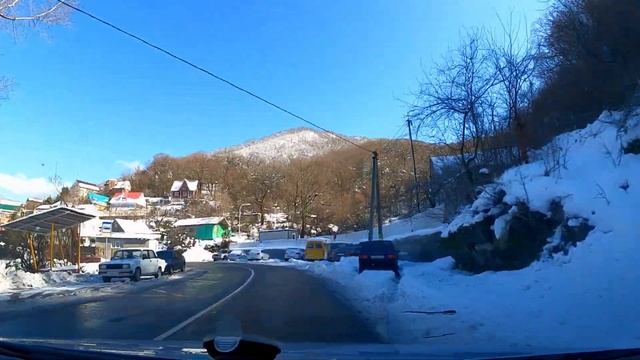 А мы едем в Алексеевское, давно снега не видели! А какие там красивые горы!?ЛАЗАРЕВСКОЕ СЕГОДНЯ?СОЧ