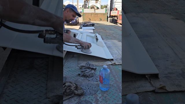Подготовка Volvo VNL к покраске!