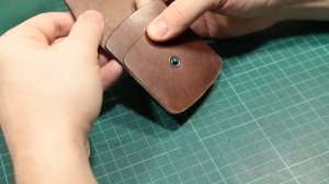 Удобный простой картхолдер (кошелек) из кожи своими руками