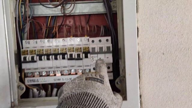 Простая СОЛНЕЧНАЯ ЭЛЕКТРОСТАНЦИЯ НА 5 КВТ