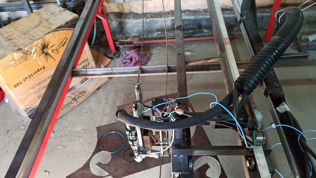 Первый запуск самодельного ЧПУ станка плазменной резки. смотреть онлайн