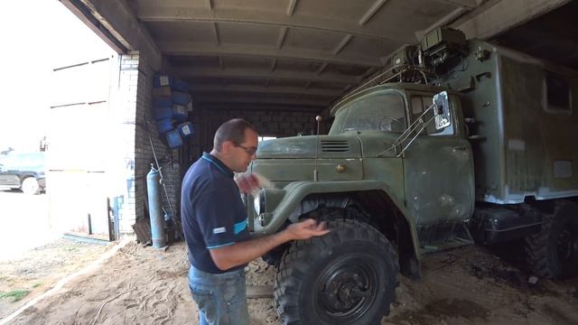 Зил 131 с хранения 39 лет,грунтуем перед покраской смотреть онлайн