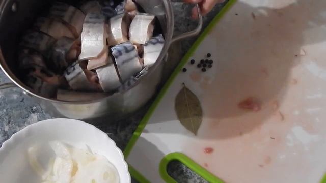 ВАРЕНА СКУМБРІЯ – ЯК З КОНСЕРВИ – ДУЖЕ СМАЧНА ТА ЛЕГКА В ПРИГОТУВАННІ