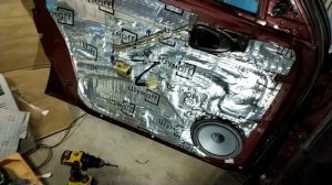 замена динамиков и магнитолы в chevrolet lanos + шумоизоляция дверей