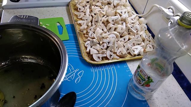 Грибочки готовятся быстро, а съедаются ещё быстрее!!!!