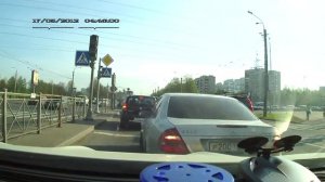 Попытка подставы или "попутал педали"