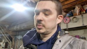 ОМ-642. Течь масла из под маслоохладителя. Замена прокладок теплообменника. Устранение течи масла.