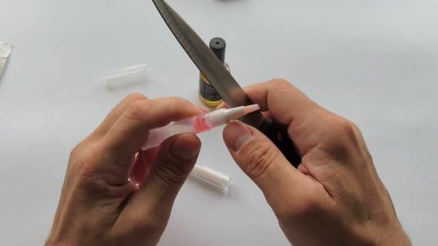 Как заменить масло для кутикулы в карандаше