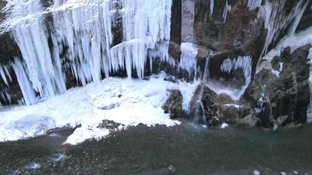 ЧЕГЕМСКИЕ ВОДОПАДЫ - ЖЕМЧУЖИНА КАБАРДИНО БАЛКАРИИ //Съемка квадрокоптером DJI Mavic Air 2 Горы зимо