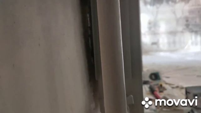 Как снять обои за батареей отопления