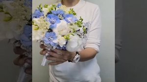 Букет невесты на портбукете "Нежная"