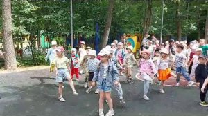 летняя зарядка в детском саду