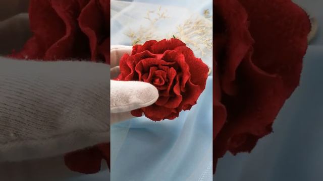 Красная роза фламенко. Red Rose Bloom. Red Rose Hair Clip. Flamenco Dancer.