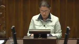 [100/172] Beata Mazurek: Pani Minister! Oficjalnie pomimo wielu w mojej ocenie niedociągnięć w...