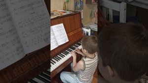 разбор произведения Воробей А. Руббах.