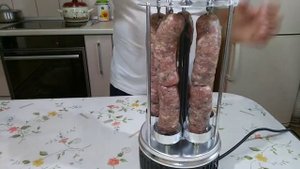 Купаты в электро шашлычнице.