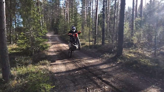 Хард эндуро весна. Вилли, стоппи, валим на заднем смотреть онлайн