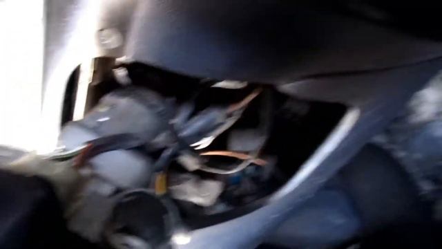 Замена ячейки (личинки) замка зажигания Daewoo Matiz / Nexia .Своими руками ПРОСТО! смотреть онлайн