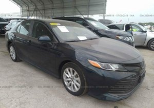 4T1B11HK1JU634019 TOYOTA CAMRY 2018