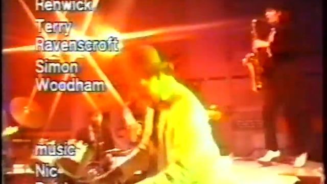 Not the 9 Oclock News: The Bouncing Song смотреть онлайн